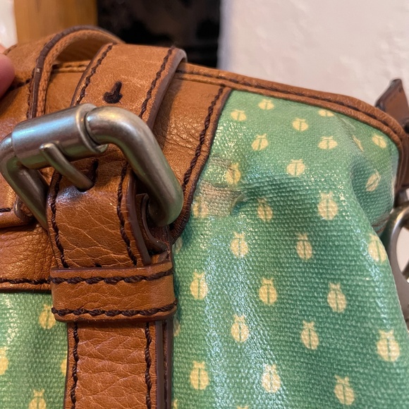 🌻Fossil Key•Per Green Coated Canvas Tote - Picture 9 of 12